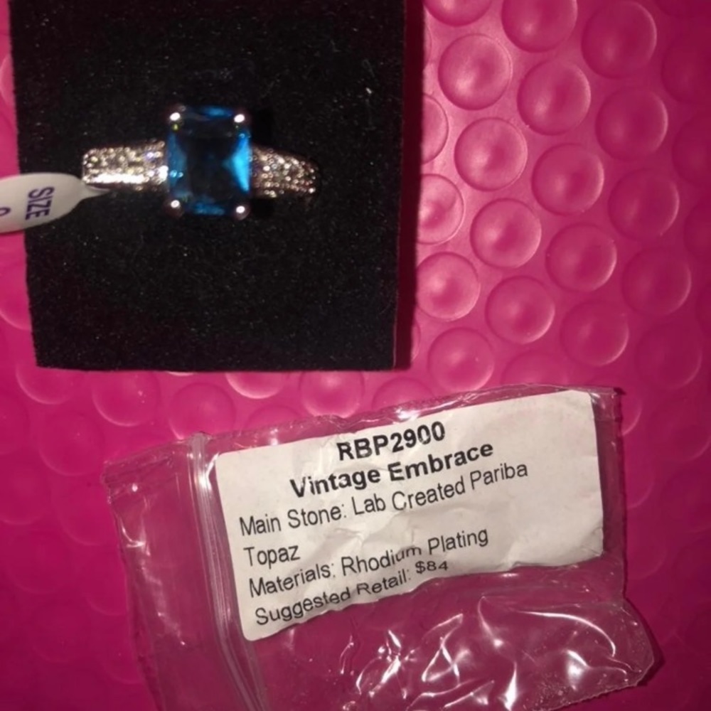 Ring - Picture 2 of 3